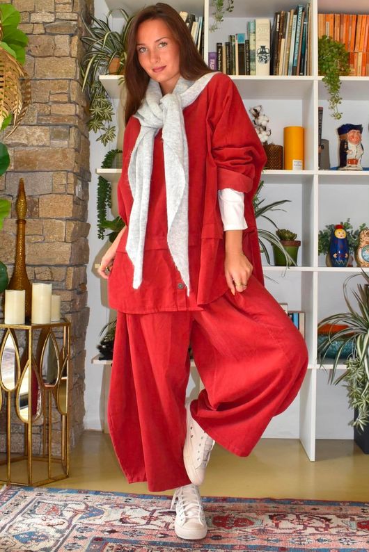 Bateau Needlecord 7/8 Barrel Culotte Pant Morello